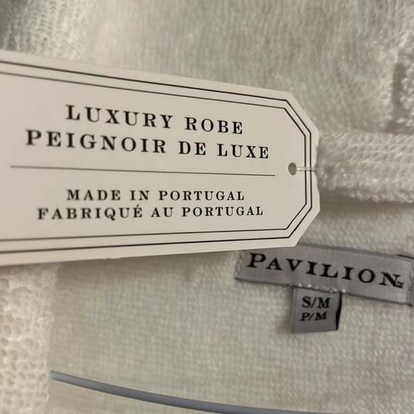 Bathrobe with black trim - Picture 4 of 4